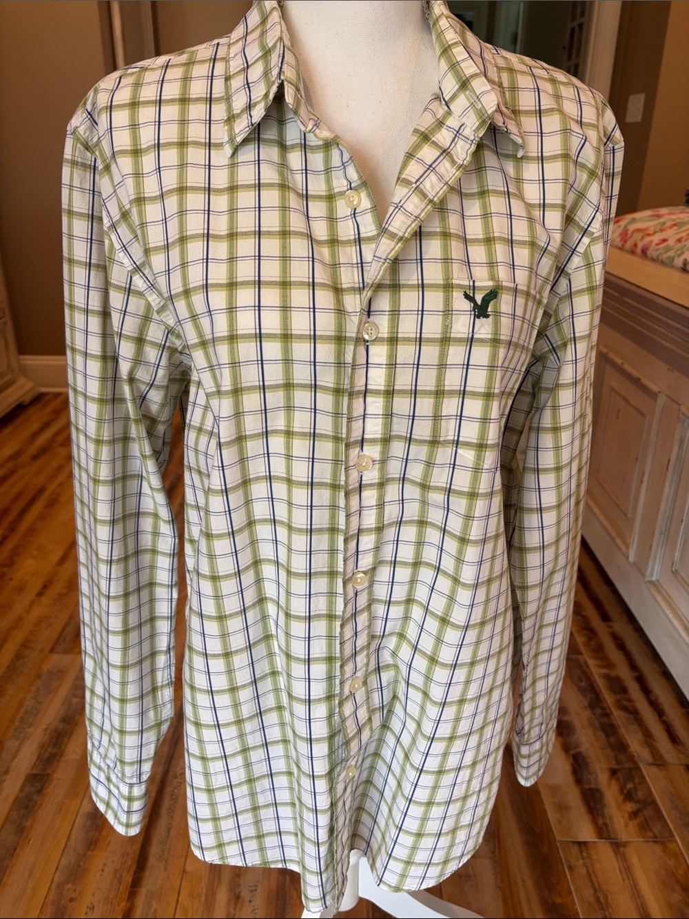 American Eagle Men's Green Plaid Button-Up Shirt - Classic Long Sleeve size L